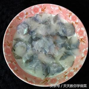 炸鱼鳞详细做法，河南制作美食油炸鱼鳞