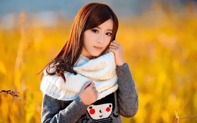 午安心语哲理180521：与其在计较中痛苦，不如在幸福中微笑