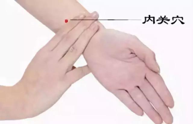 很生气的时候身体会发生什么变化，生气是身体的灾难