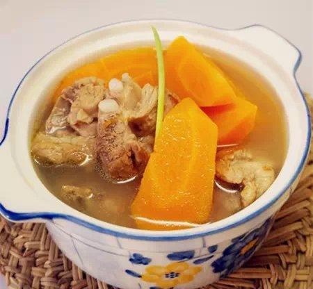 教你做营养又美味的排骨汤，非常适合家里老人小孩