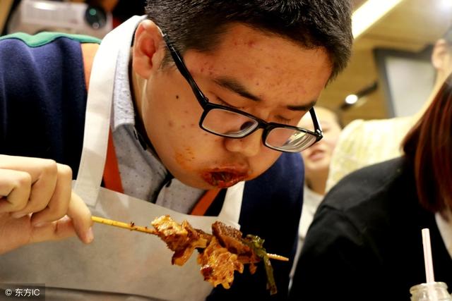 出去揾野食什么意思，<广东人口中的“揾食”只是“找食物”吗