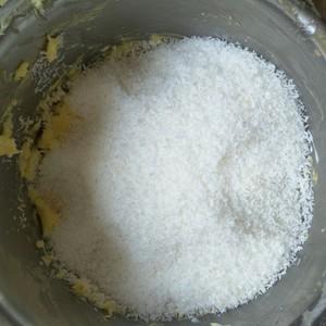 自己做椰蓉球的做法，制作超简单的零食新宠