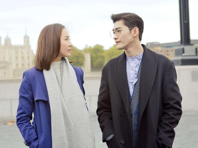 张翰评价占南弦，关于占南弦那让人无法忽视的抬头纹