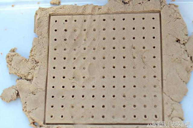 幼儿玩沙有什么玩法，如何在家随时玩又不怕脏呢