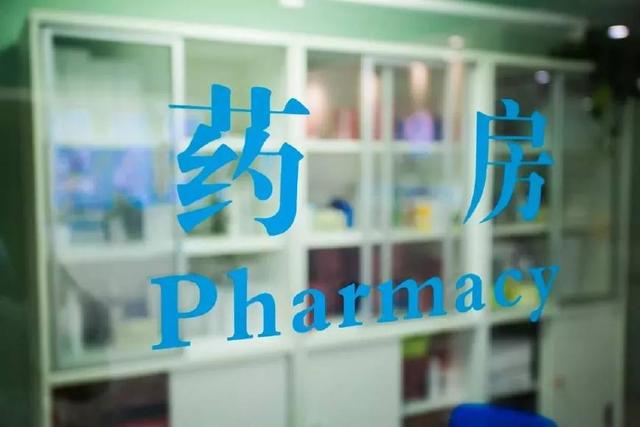 香港必买的东西，香港购物必买护肤品清单（盘点家喻户晓的3款港货）