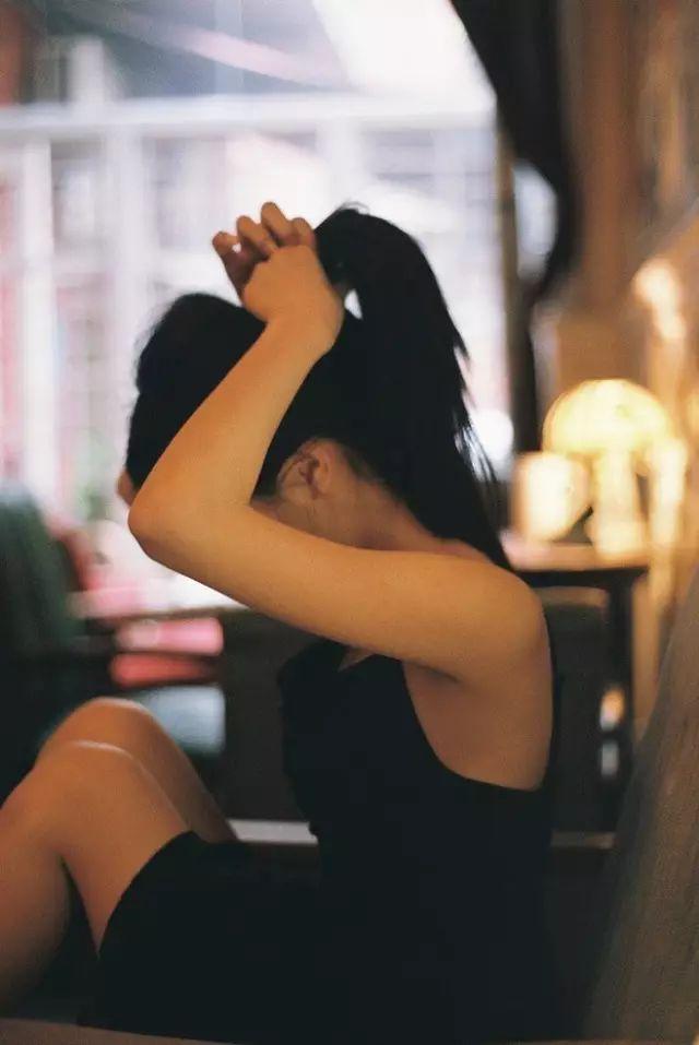 晚安的话180531：我还是那么没出息，处处留意你的消息