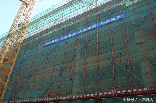 悬挑式脚手架搭设规范要求，悬挑脚手架搭设