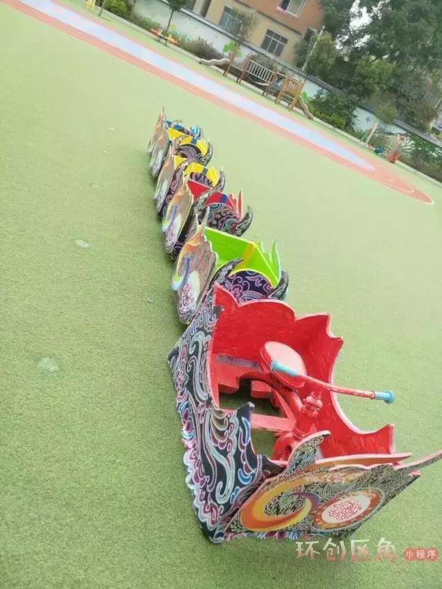 自制简易小玩具，简单小玩具制作教程（小朋友新玩具差点变身诸葛连弩的自动弹珠机）