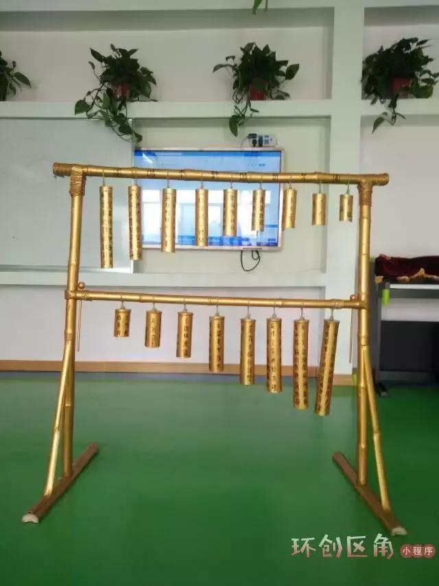 自制简易小玩具，简单小玩具制作教程（小朋友新玩具差点变身诸葛连弩的自动弹珠机）