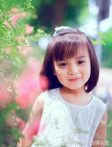 简单又适合小学生的发型，12款小学生简单可爱的好看发型
