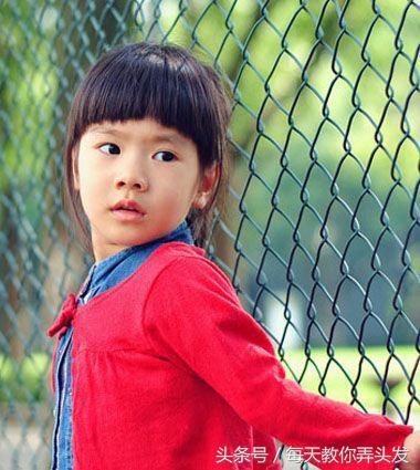 简单又适合小学生的发型，12款小学生简单可爱的好看发型