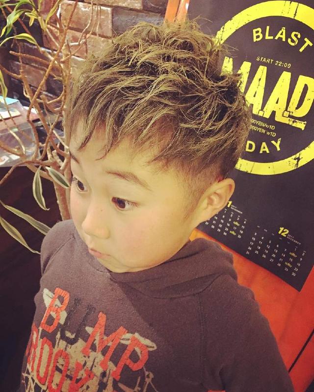 六一儿童节发型最新，六一儿童节小朋友什么发型（39岁蒋欣六一节扎哪吒头卖萌）