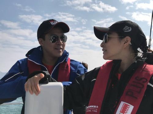 郭晶晶的女儿近照，郭晶晶二胎女儿亮相大众