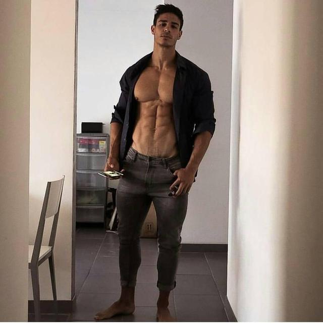 15个最佳的腹直肌练习，我们怎么才能有好看的腹直肌呢