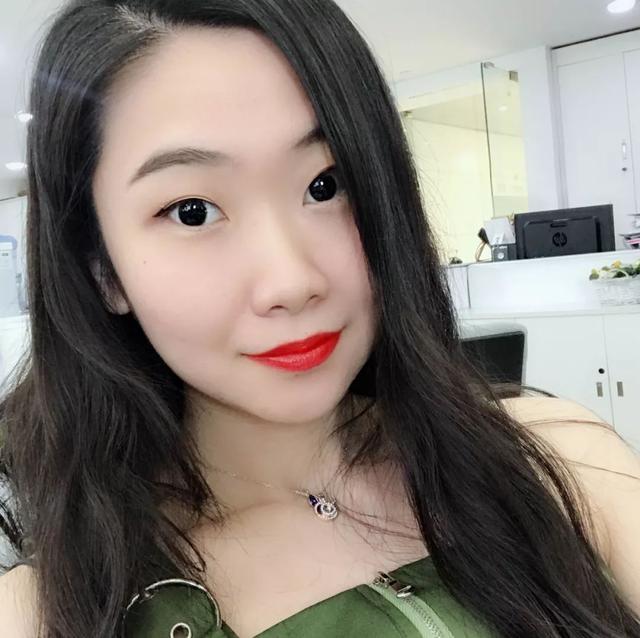 最流行的桃红色口红，涂了这支口红