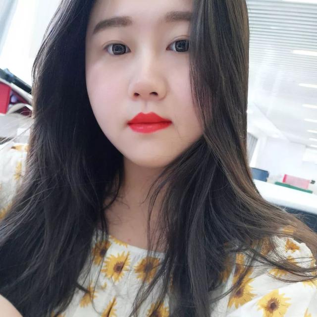 最流行的桃红色口红，涂了这支口红