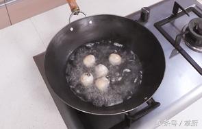 草菇怎么做好吃，草菇怎么做菜才好吃