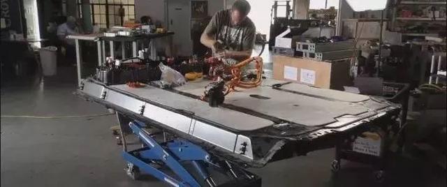 特斯拉model3各个型号的电池，LR于北美市场重新上架