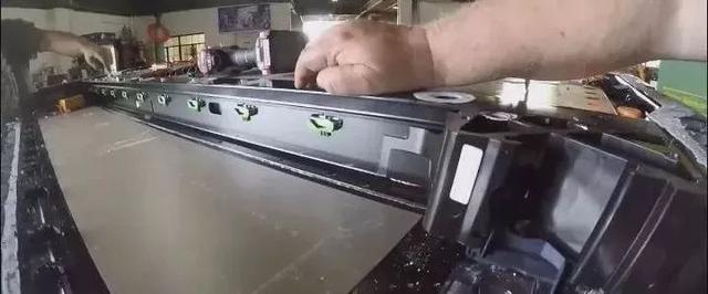 特斯拉model3各个型号的电池，LR于北美市场重新上架