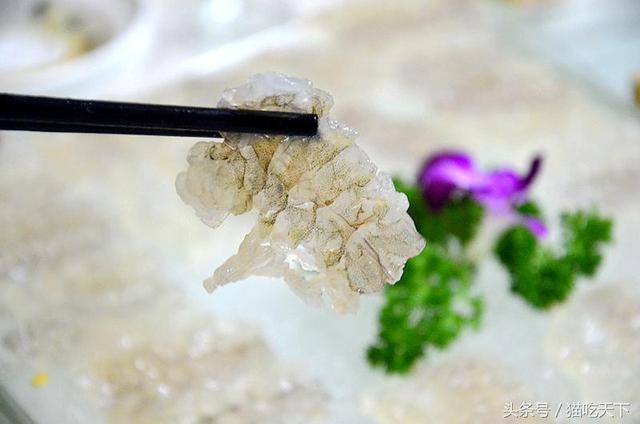 潮州美食之卤鹅老鹅头，一个鹅头价值上千元