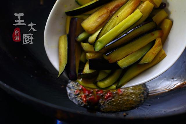 茄子豆角的家常做法，茄子炒豆角 家常做法大全（教你豆角茄子超下饭做法）