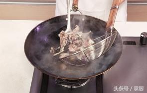 生炒甲鱼的做法，甲鱼的家常做法何大厨（做透一道食材——22款甲鱼菜）