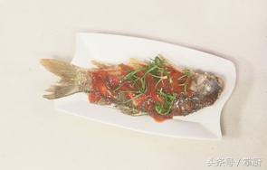 糖醋鲤鱼的做法，糖醋鲤鱼正宗的做法