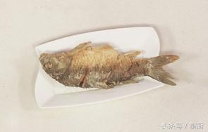 糖醋鲤鱼的做法，糖醋鲤鱼正宗的做法