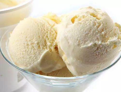 冰淇淋用英语怎么说，冰淇淋英语怎么说短语（那“甜筒、冰棒、圣代”该怎么表达呢）