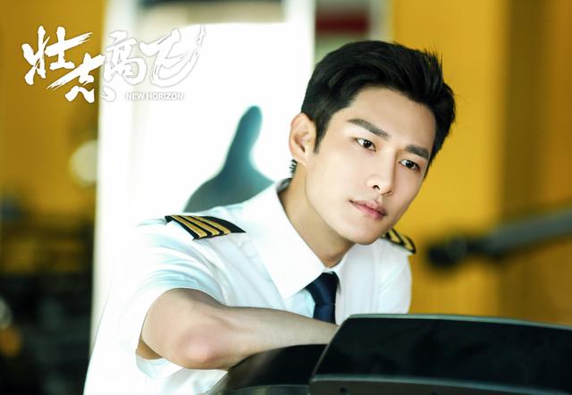 韩红献唱壮志高飞主题曲，韩红献唱壮志高飞主题曲