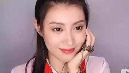 8步打造韩式小清新风格妆容，如何打造韩式清新裸妆