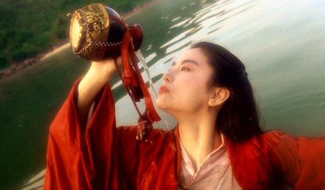 令狐冲武功最后到什么程度，令狐冲与东方不败
