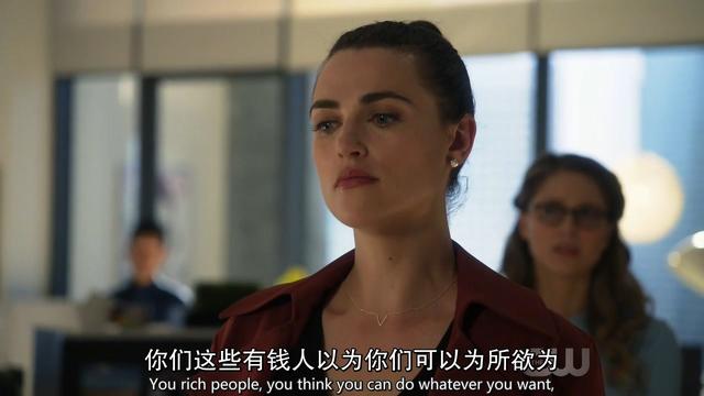 女超人详细解析，八十年代经典科幻片《女超人》