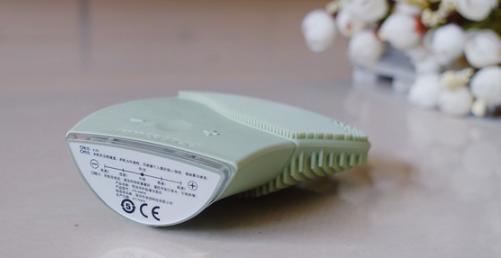 洁面仪怎样使用，洁面仪的正确使用方法是什么