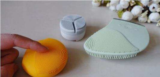 洁面仪怎样使用，洁面仪的正确使用方法是什么