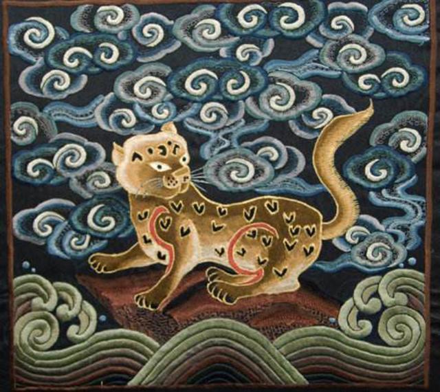 官品由高到低，自古官员品阶分一到九