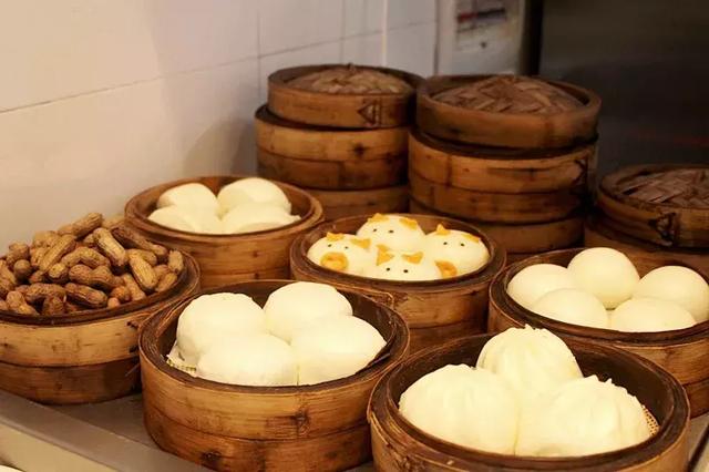 吃烤肉火锅自助餐的攻略，不用吃撑也能回本
