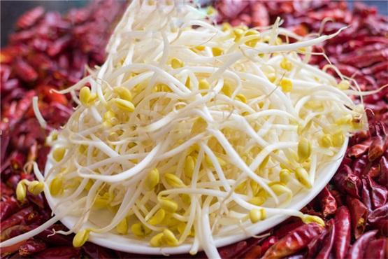 重庆火锅店排名，重庆哪家火锅最出名最正宗