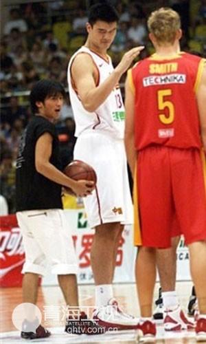 张国荣与唐唐的故事在歌声里，张国荣逝世16周年