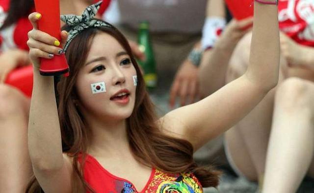世界杯美女球迷，世界杯惊艳女球迷盘点