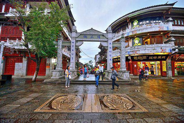 云南旅游景点大全，云南省各州市旅游景点大全（轻松玩转春城昆明）