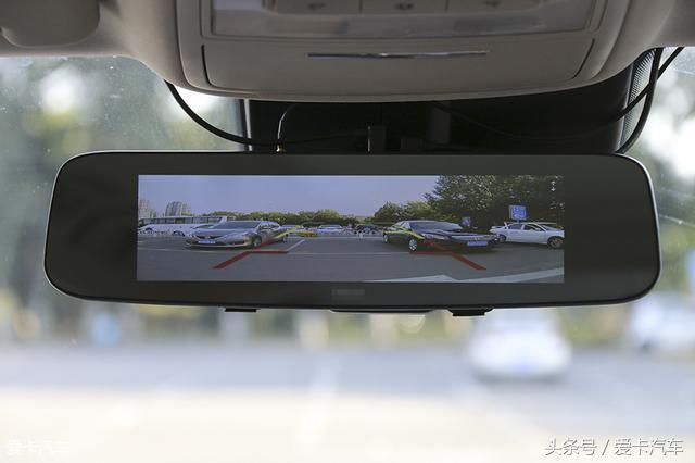 流媒体后视镜为什么是鸡肋，实测多功能流媒体后视镜
