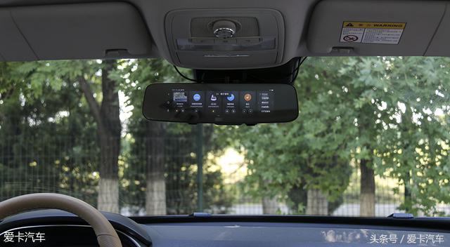 流媒体后视镜为什么是鸡肋，实测多功能流媒体后视镜