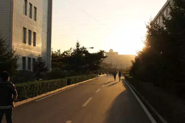 长春市小学排名，长春市学校排名（长春又一城区公布2023学位预警）