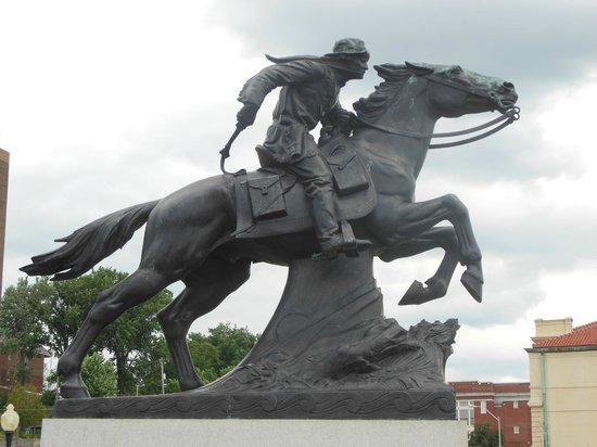 美国牛仔文化的起源，美国牛仔的历史渊源和社会意义