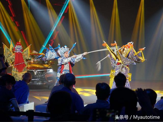 全新华晨中华v7报价最新消息，华晨中华V7售价10.87-15.17万元