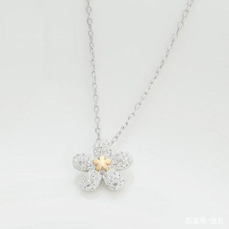 送闺蜜什么礼物？给小仙女送这些保证讨她喜欢！