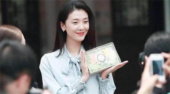 蒋勤勤是顺产吗，蒋勤勤二胎产子是顺产还是剖宫产（放话怀孕太辛苦不再生三胎）