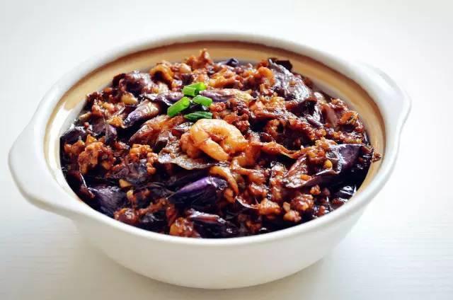 怎样烧茄子简单又好吃还不黑，10道家常烧茄子不油腻