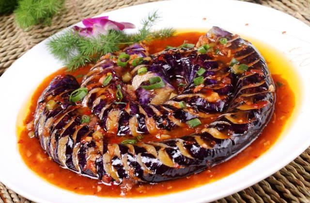 怎样烧茄子简单又好吃还不黑，10道家常烧茄子不油腻